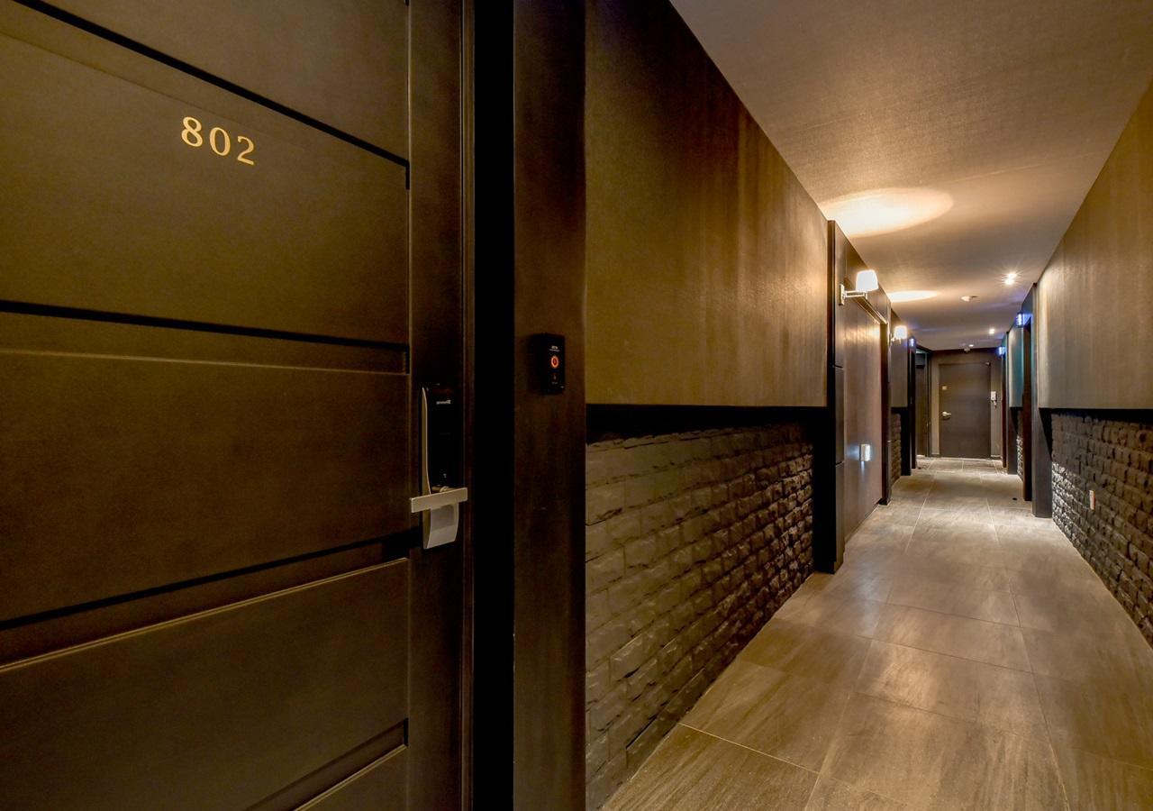 French Code Hotel Cshangvon Kültér fotó