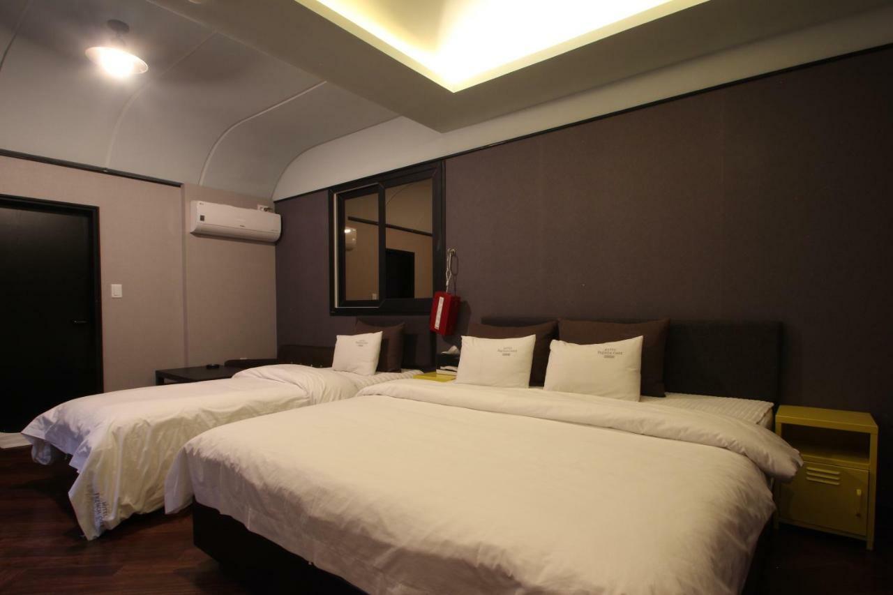French Code Hotel Cshangvon Kültér fotó